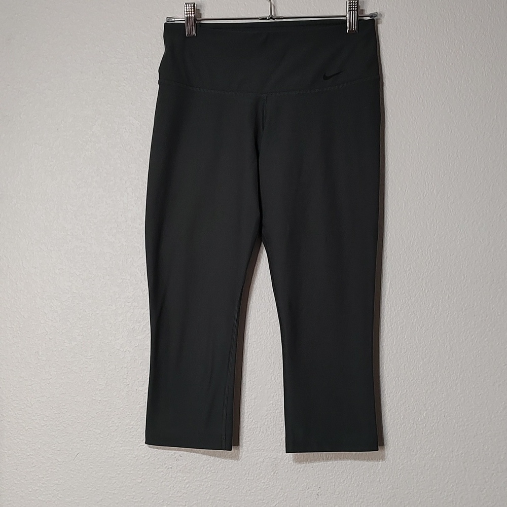 Nike Dri-Fit Cropped Charcoal Gray Leggings Size XS
